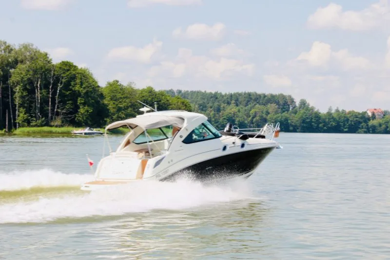 Sommer og sol og båt